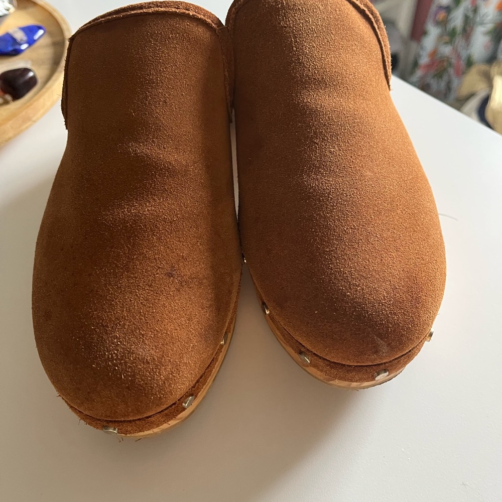 Dolce Vita Brown Suede clogs with nailhead trim